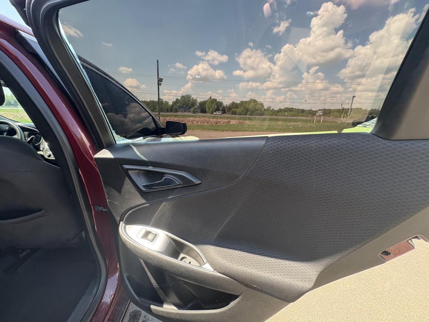 2016 Chevrolet Malibu 1LT (1G1ZE5ST7GF) with an 1.5L L4 DOHC 16V engine, 6A transmission, located at 17255 hwy 65 NE, Ham Lake, MN, 55304, 0.000000, 0.000000 - Photo#12