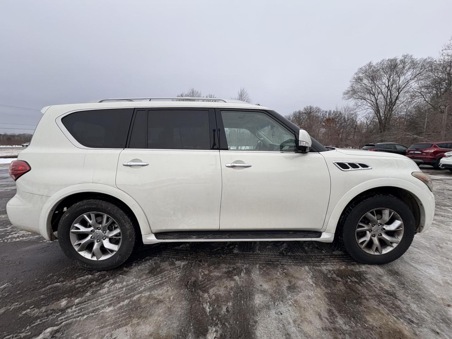 2012 Infiniti QX56 4WD (JN8AZ2NEXC9) with an 5.6L V8 DOHC 32V engine, 5-Speed Automatic transmission, located at 17255 hwy 65 NE, Ham Lake, MN, 55304, 0.000000, 0.000000 - Photo#5