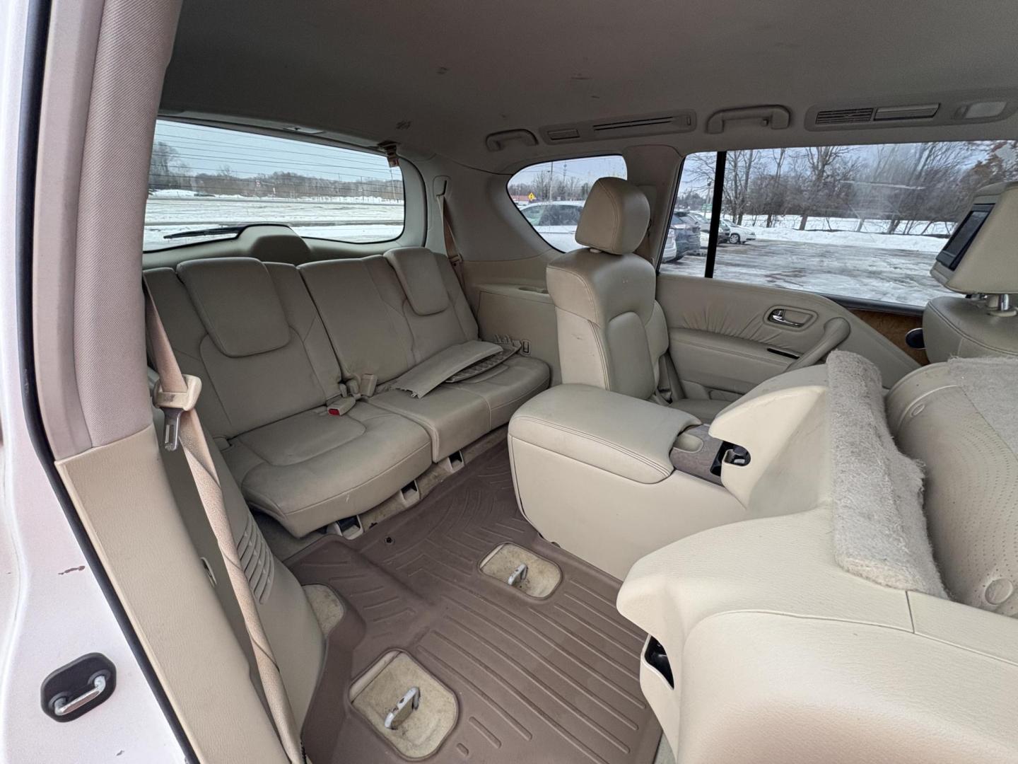 2012 Infiniti QX56 4WD (JN8AZ2NEXC9) with an 5.6L V8 DOHC 32V engine, 5-Speed Automatic transmission, located at 17255 hwy 65 NE, Ham Lake, MN, 55304, 0.000000, 0.000000 - Photo#14