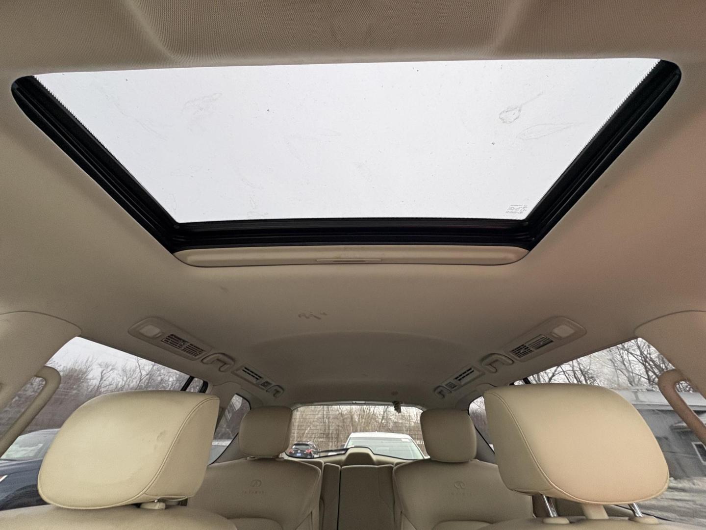 2012 Infiniti QX56 4WD (JN8AZ2NEXC9) with an 5.6L V8 DOHC 32V engine, 5-Speed Automatic transmission, located at 17255 hwy 65 NE, Ham Lake, MN, 55304, 0.000000, 0.000000 - Photo#17