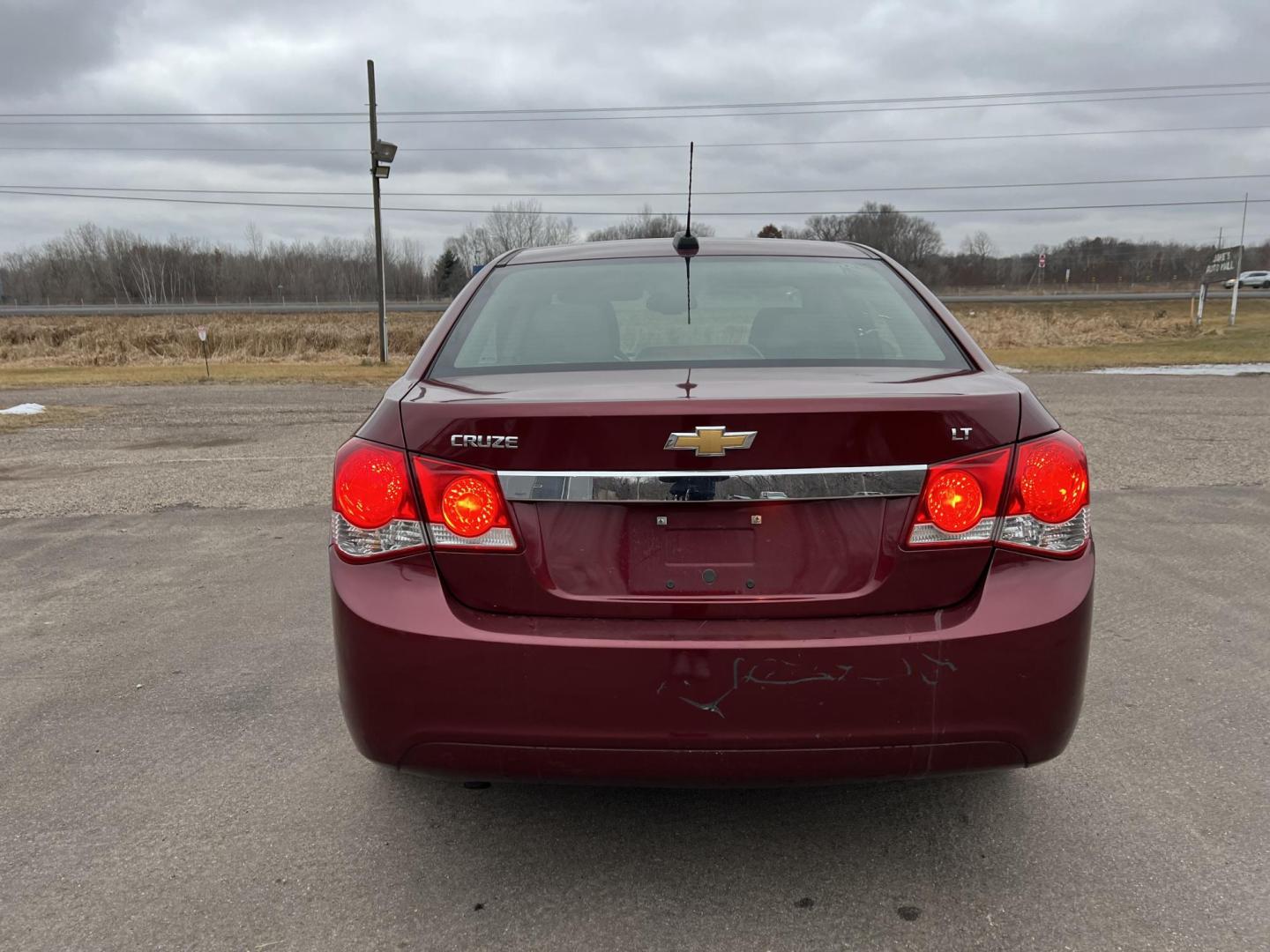 2015 Chevrolet Cruze 1LT Auto (1G1PC5SB7F7) with an 1.4L L4 DOHC 16V TURBO engine, 6-Speed Automatic transmission, located at 17255 hwy 65 NE, Ham Lake, MN, 55304, 0.000000, 0.000000 - Photo#3