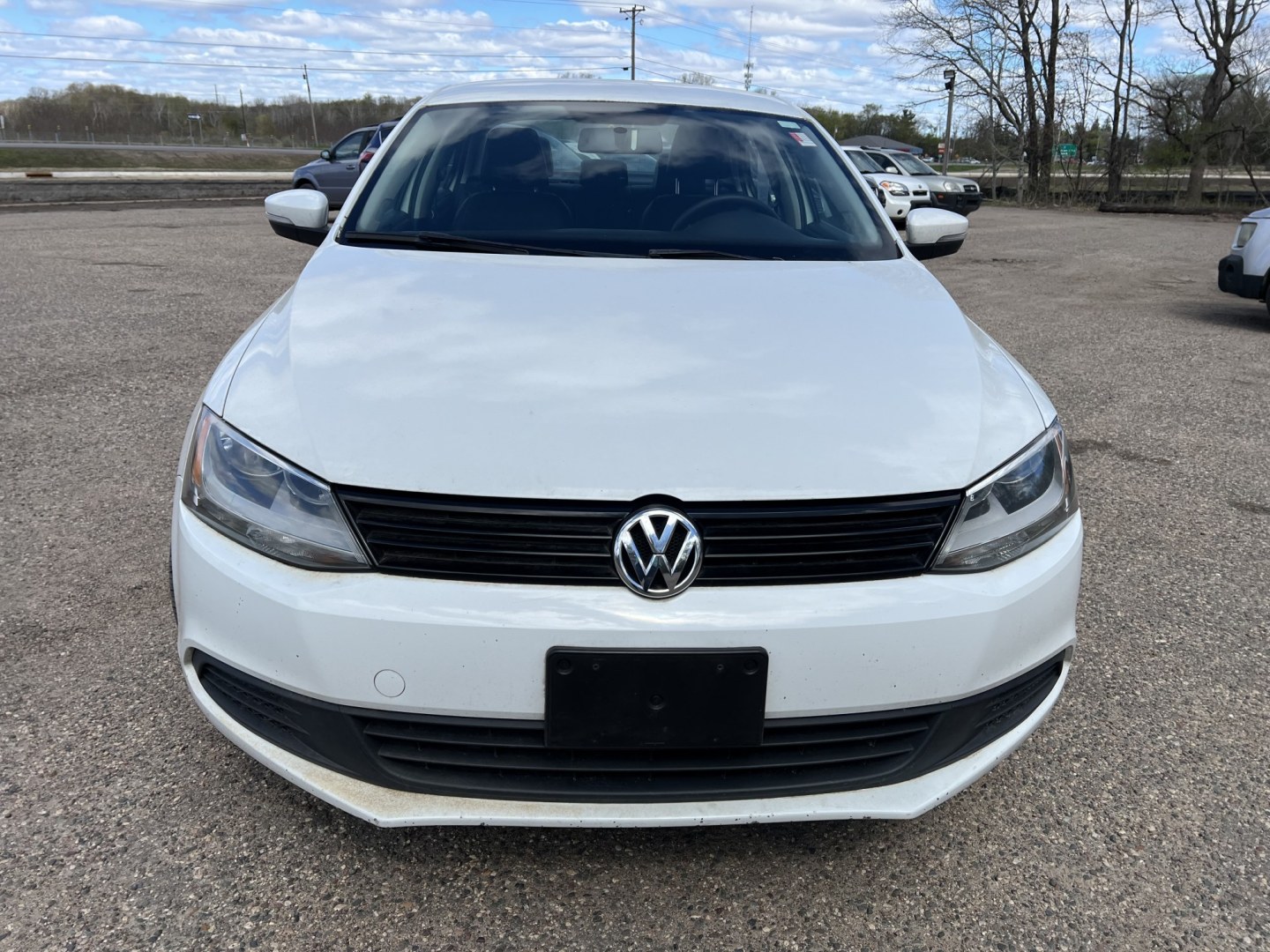 2014 Volkswagen Jetta SE (3VWD17AJ4EM) with an 1.8L L4 DOHC 20V engine, located at 17255 hwy 65 NE, Ham Lake, MN, 55304, 0.000000, 0.000000 - Photo#1