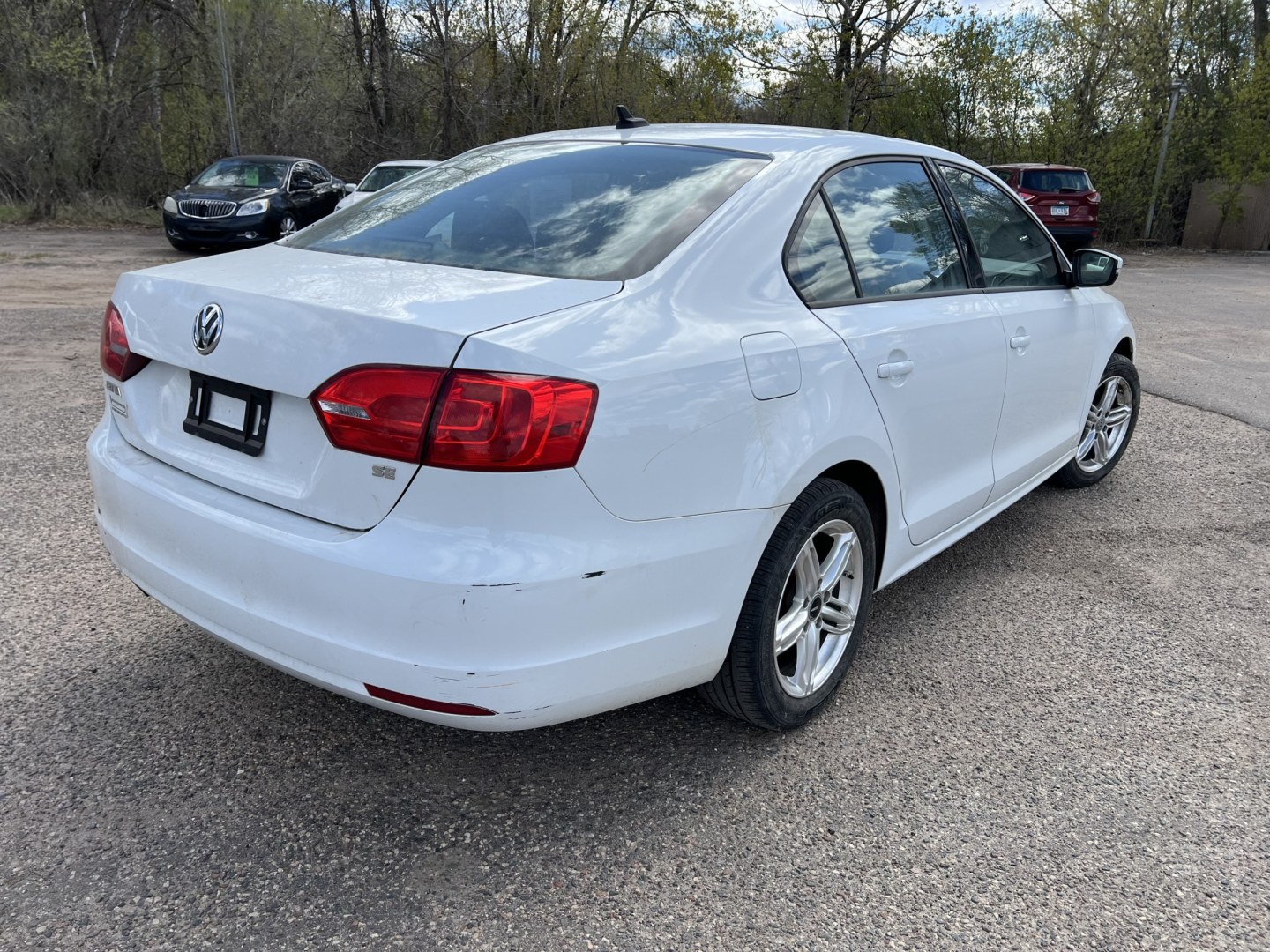 2014 Volkswagen Jetta SE (3VWD17AJ4EM) with an 1.8L L4 DOHC 20V engine, located at 17255 hwy 65 NE, Ham Lake, MN, 55304, 0.000000, 0.000000 - Photo#4