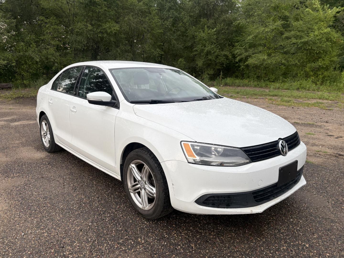 2014 Volkswagen Jetta SE (3VWD17AJ4EM) with an 1.8L L4 DOHC 20V engine, located at 17255 hwy 65 NE, Ham Lake, MN, 55304, 0.000000, 0.000000- Photo#6