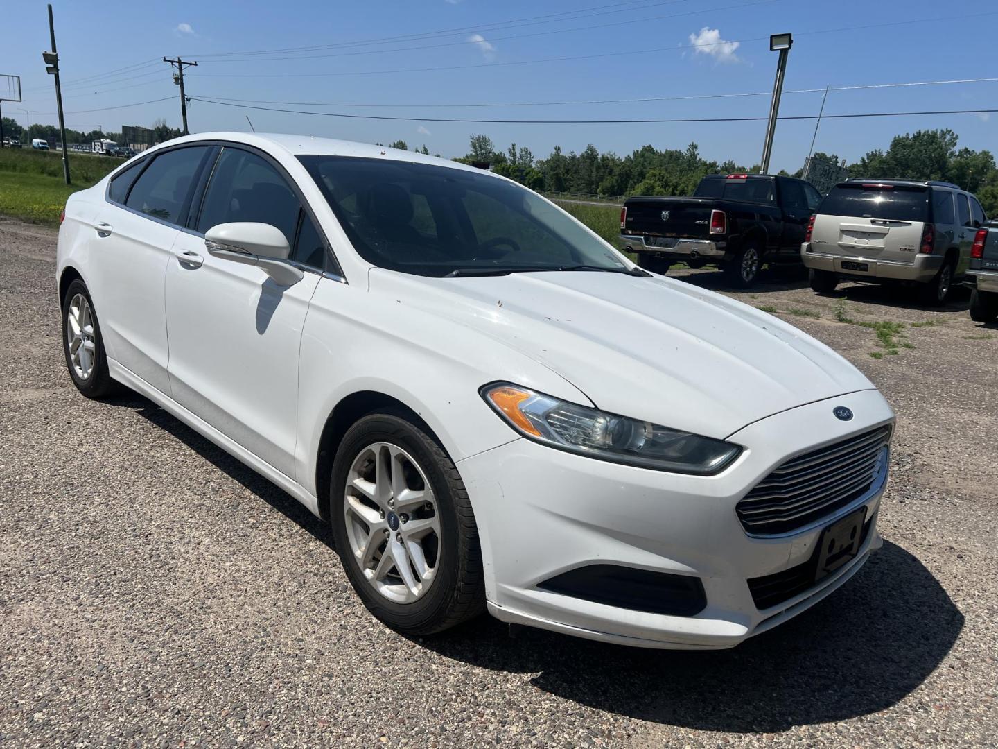 2014 Ford Fusion SE (3FA6P0H71ER) with an 2.5L L4 DOHC 16V engine, located at 17255 hwy 65 NE, Ham Lake, MN, 55304, 0.000000, 0.000000 - Photo#6