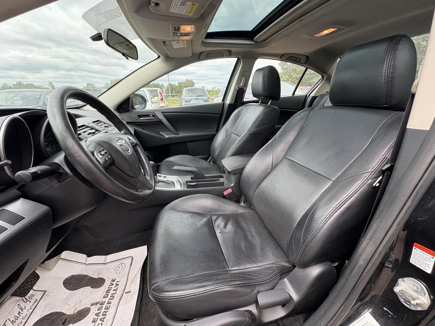2011 Mazda MAZDA3 i Touring 4-Door (JM1BL1VF5B1) with an 2.0L L4 DOHC 16V engine, located at 17255 hwy 65 NE, Ham Lake, MN, 55304, 0.000000, 0.000000 - Photo#9
