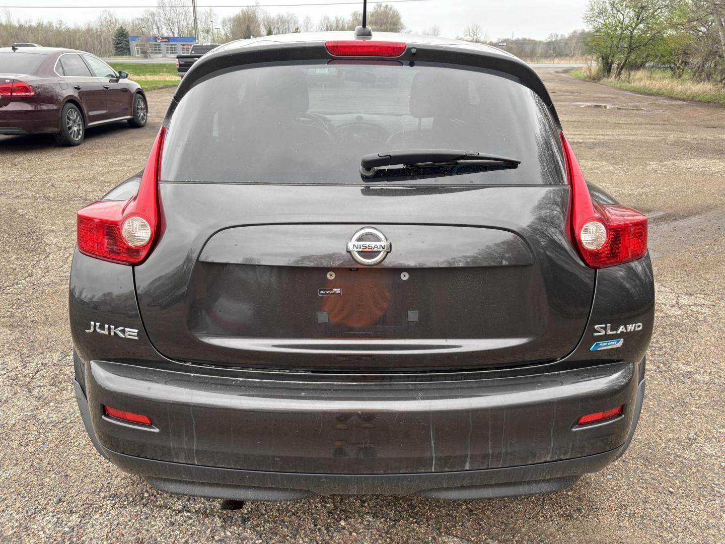 2012 Nissan Juke S AWD (JN8AF5MV5CT) with an 1.6L L4 DOHC 16V engine, Continuously Variable Transmission transmission, located at 17255 hwy 65 NE, Ham Lake, MN, 55304, 0.000000, 0.000000 - Photo#3