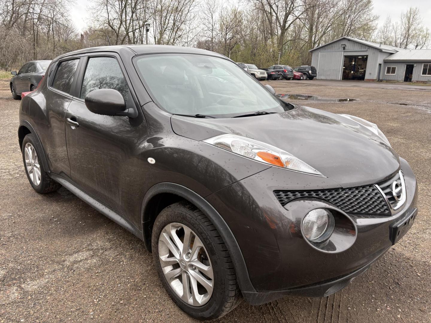2012 Nissan Juke S AWD (JN8AF5MV5CT) with an 1.6L L4 DOHC 16V engine, Continuously Variable Transmission transmission, located at 17255 hwy 65 NE, Ham Lake, MN, 55304, 0.000000, 0.000000 - Photo#6