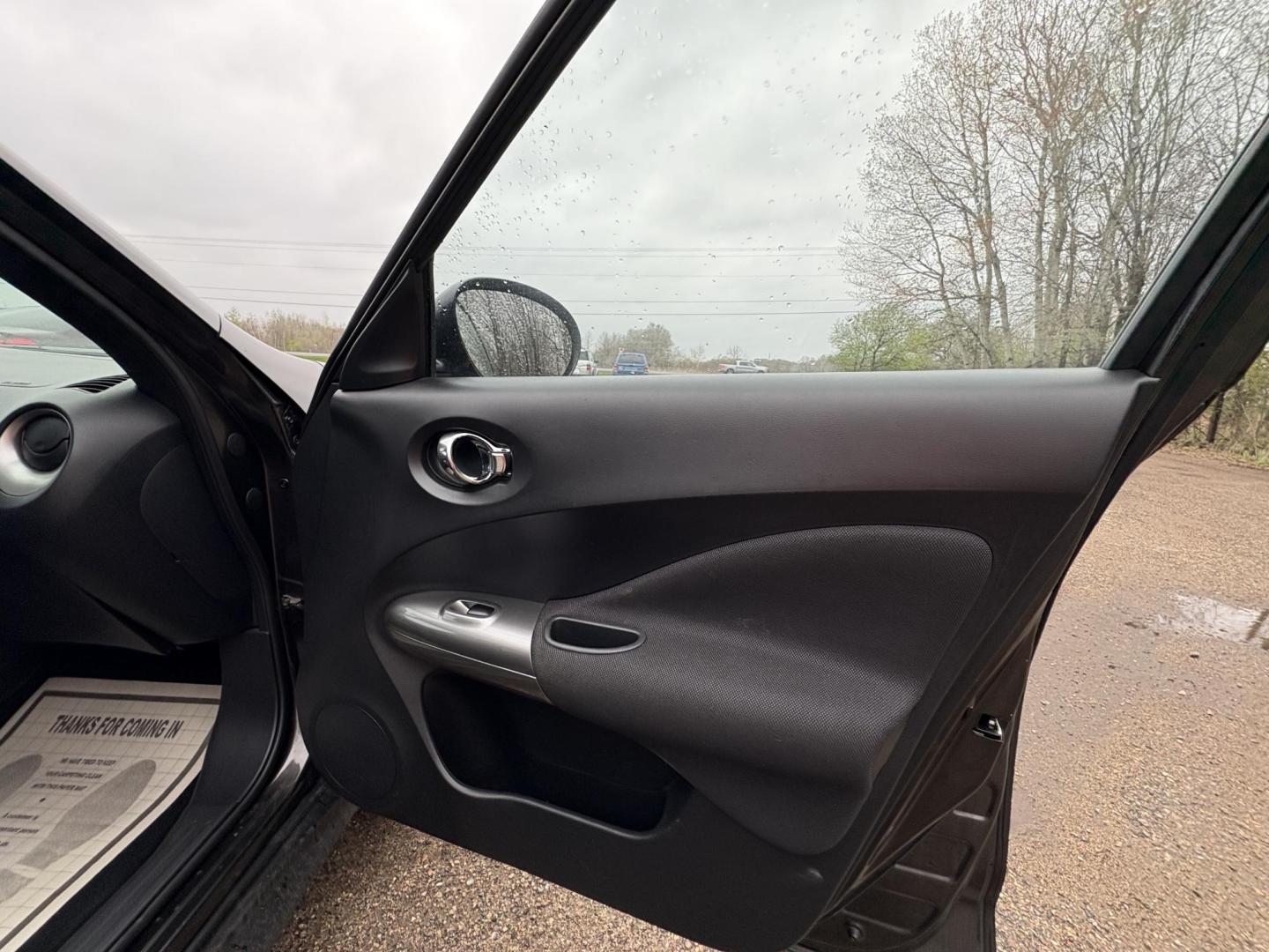 2012 Nissan Juke S AWD (JN8AF5MV5CT) with an 1.6L L4 DOHC 16V engine, Continuously Variable Transmission transmission, located at 17255 hwy 65 NE, Ham Lake, MN, 55304, 0.000000, 0.000000 - Photo#14