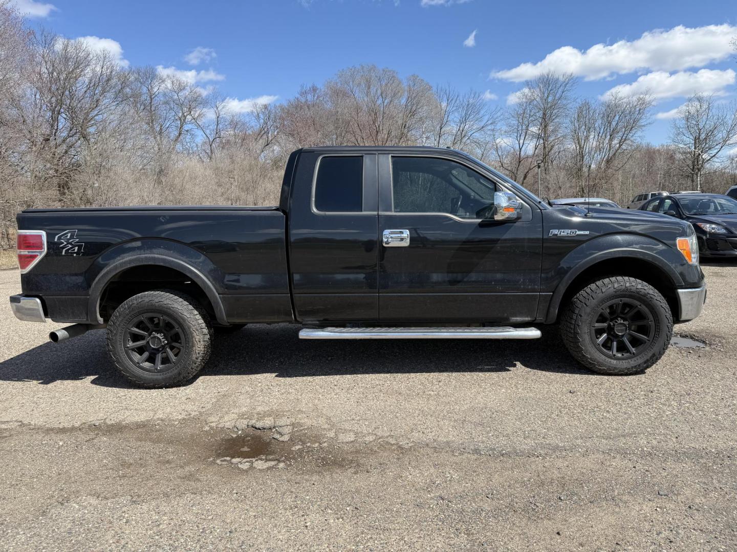 2013 Ford F-150 Lariat SuperCab 6.5-ft. Bed 4WD (1FTFX1EF1DF) with an 5.0L V8 engine, 6-Speed Automatic transmission, located at 17255 hwy 65 NE, Ham Lake, MN, 55304, 0.000000, 0.000000 - Photo#5