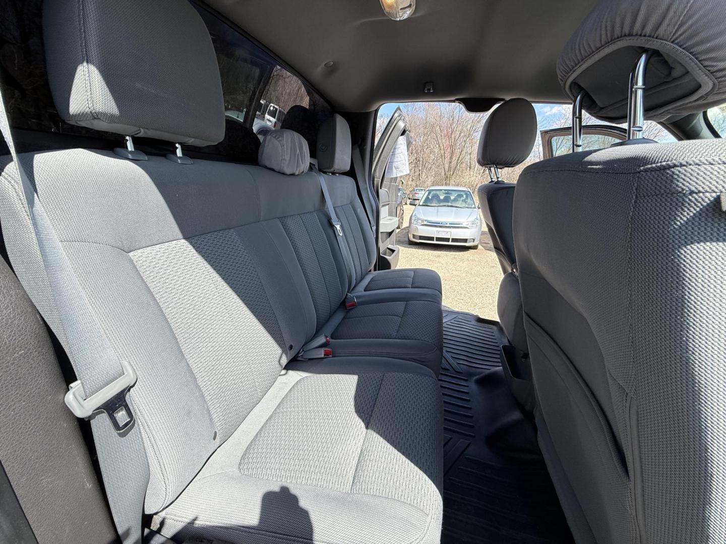 2013 Ford F-150 Lariat SuperCab 6.5-ft. Bed 4WD (1FTFX1EF1DF) with an 5.0L V8 engine, 6-Speed Automatic transmission, located at 17255 hwy 65 NE, Ham Lake, MN, 55304, 0.000000, 0.000000 - Photo#13