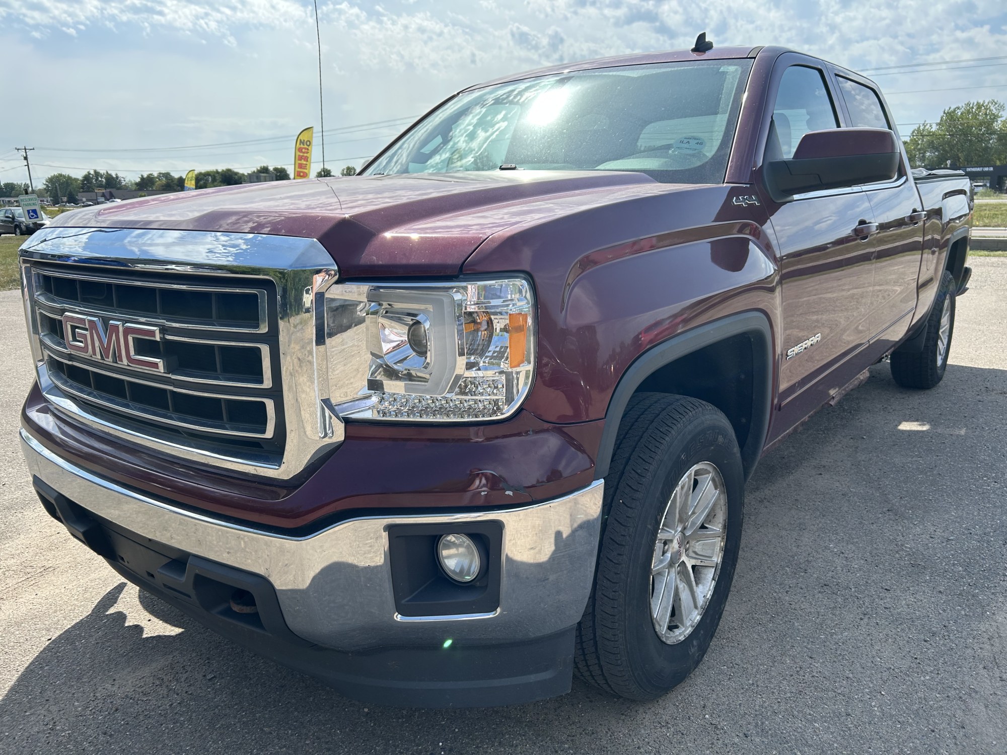 photo of 2014 GMC Sierra 1500 SLE Crew Cab 4WD