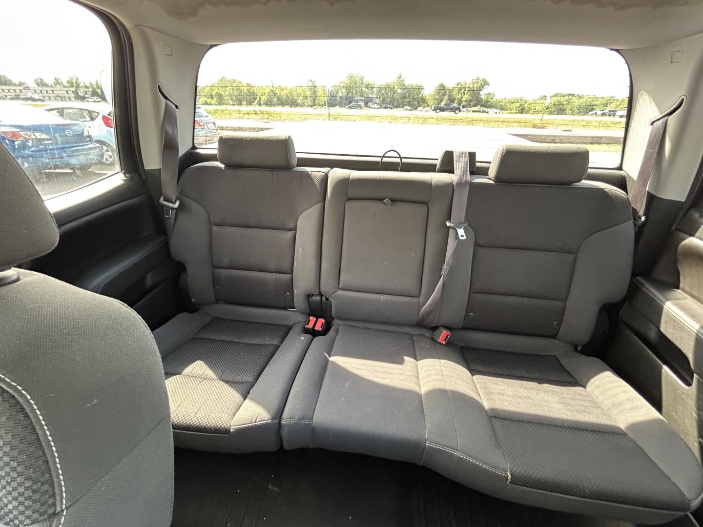 2014 GMC Sierra 1500 SLE Crew Cab 4WD (3GTU2UEC6EG) with an 5.3L V8 OHV 16V engine, 6-Speed Automatic transmission, located at 17255 hwy 65 NE, Ham Lake, MN, 55304, 0.000000, 0.000000- Photo#17