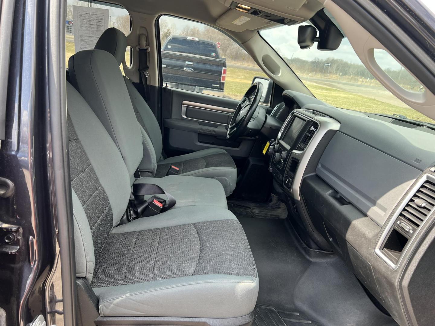 2014 RAM 1500 SLT Quad Cab 4WD (1C6RR7GT9ES) with an 5.7L V8 OHV 16V engine, 6-Speed Automatic transmission, located at 17255 hwy 65 NE, Ham Lake, MN, 55304, 0.000000, 0.000000 - Photo#15