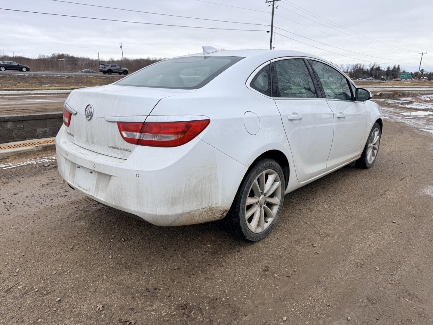 2015 Buick Verano Convenience (1G4PR5SK4F4) with an 2.4L L4 DOHC 16V FFV engine, 6-Speed Automatic transmission, located at 17255 hwy 65 NE, Ham Lake, MN, 55304, 0.000000, 0.000000 - Photo#4