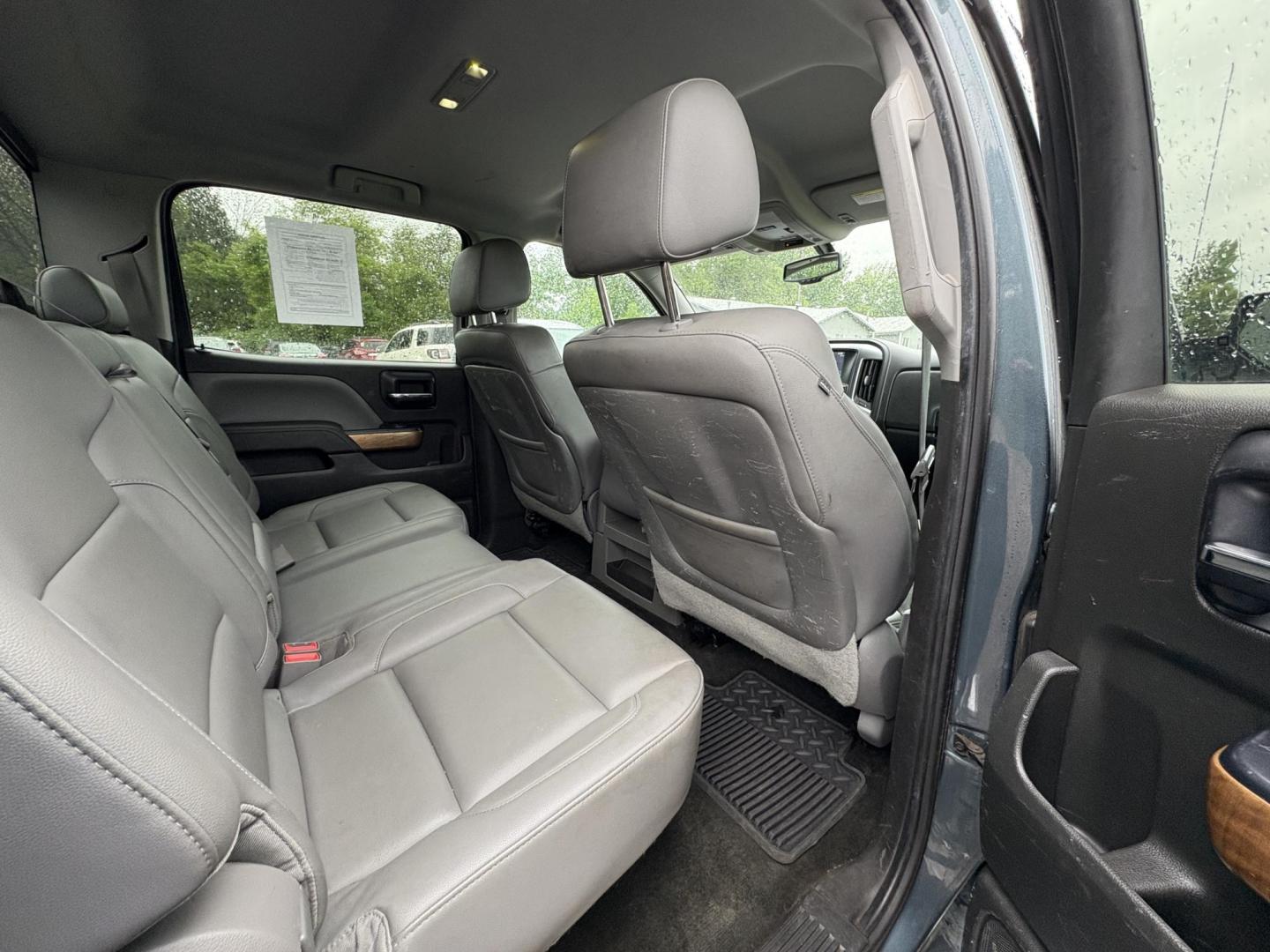 2014 Chevrolet Silverado 1500 1LZ Crew Cab 4WD (3GCUKSEC3EG) with an 5.3L V8 OHV 16V engine, 6-Speed Automatic transmission, located at 17255 hwy 65 NE, Ham Lake, MN, 55304, 0.000000, 0.000000 - Photo#13