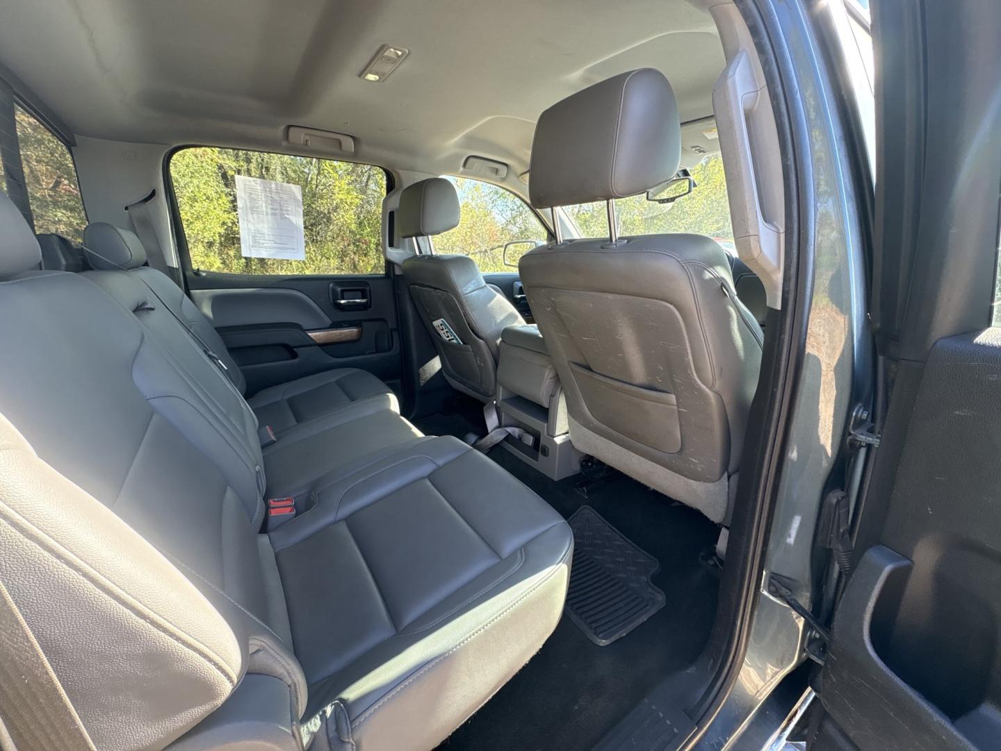 2014 Chevrolet Silverado 1500 1LZ Crew Cab 4WD (3GCUKSEC3EG) with an 5.3L V8 OHV 16V engine, 6-Speed Automatic transmission, located at 17255 hwy 65 NE, Ham Lake, MN, 55304, 0.000000, 0.000000- Photo#13
