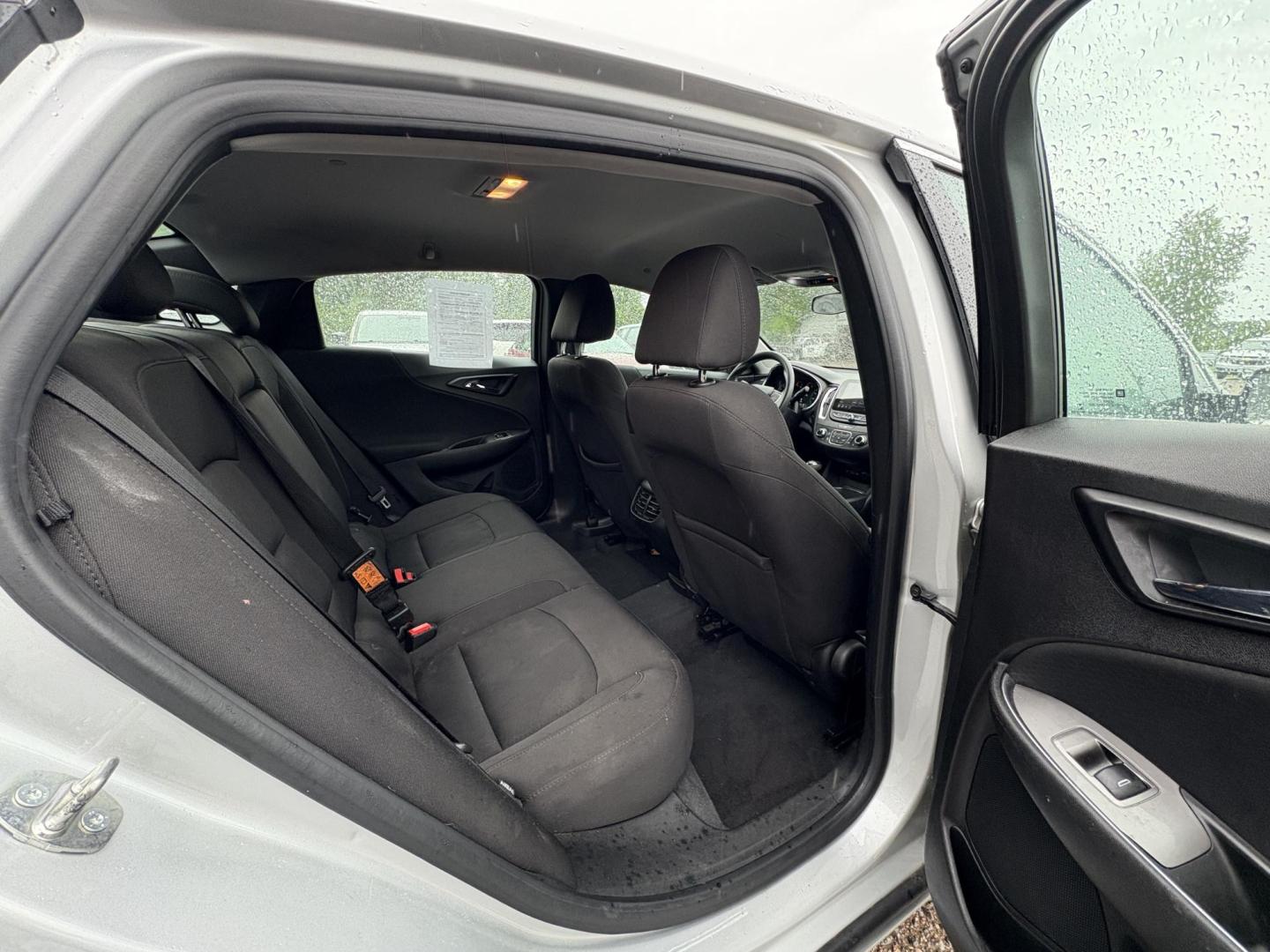 2019 Chevrolet Malibu LT (1G1ZD5ST0KF) with an 1.5L L4 DOHC 16V engine, 6A transmission, located at 17255 hwy 65 NE, Ham Lake, MN, 55304, 0.000000, 0.000000 - Photo#13