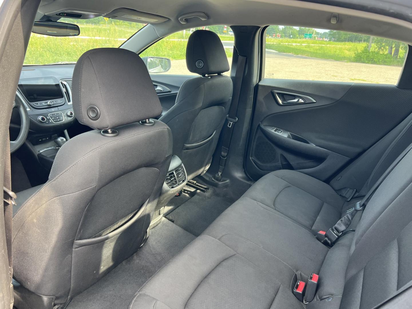 2019 Chevrolet Malibu LT (1G1ZD5ST0KF) with an 1.5L L4 DOHC 16V engine, 6A transmission, located at 17255 hwy 65 NE, Ham Lake, MN, 55304, 0.000000, 0.000000- Photo#11