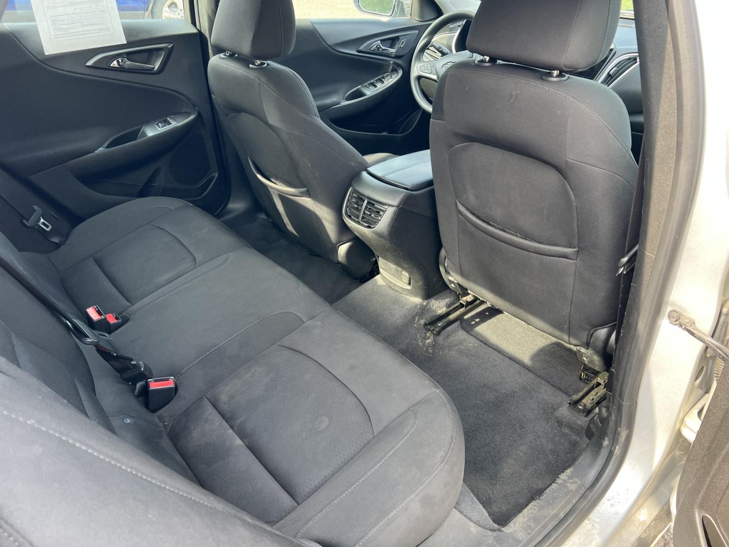 2019 Chevrolet Malibu LT (1G1ZD5ST0KF) with an 1.5L L4 DOHC 16V engine, 6A transmission, located at 17255 hwy 65 NE, Ham Lake, MN, 55304, 0.000000, 0.000000- Photo#15