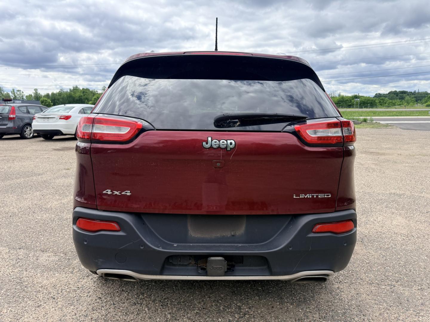 2018 Jeep Cherokee Limited 4WD (1C4PJMDX0JD) with an 3.2L V6 DOHC 24V engine, 9A transmission, located at 17255 hwy 65 NE, Ham Lake, MN, 55304, 0.000000, 0.000000- Photo#3