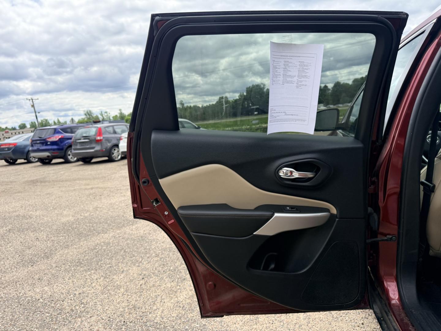 2018 Jeep Cherokee Limited 4WD (1C4PJMDX0JD) with an 3.2L V6 DOHC 24V engine, 9A transmission, located at 17255 hwy 65 NE, Ham Lake, MN, 55304, 0.000000, 0.000000- Photo#10