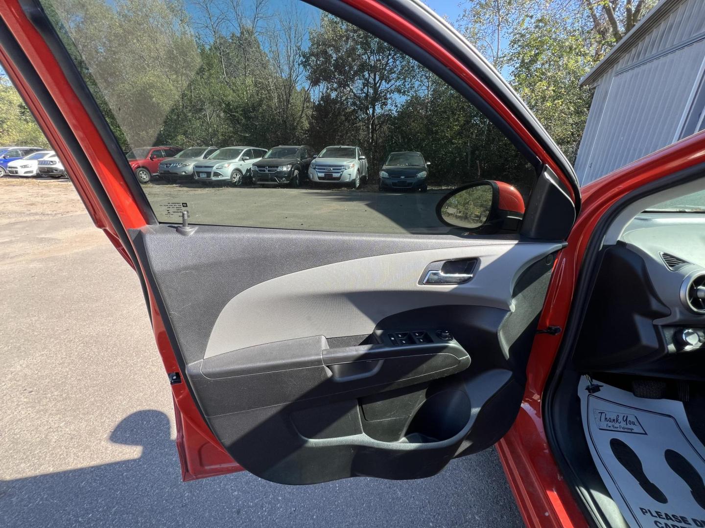 2013 Chevrolet Sonic LT Auto 5-Door (1G1JC6SGXD4) with an 1.8L L4 DOHC 24V engine, 6-Speed Automatic transmission, located at 17255 hwy 65 NE, Ham Lake, MN, 55304, 0.000000, 0.000000 - Photo#8