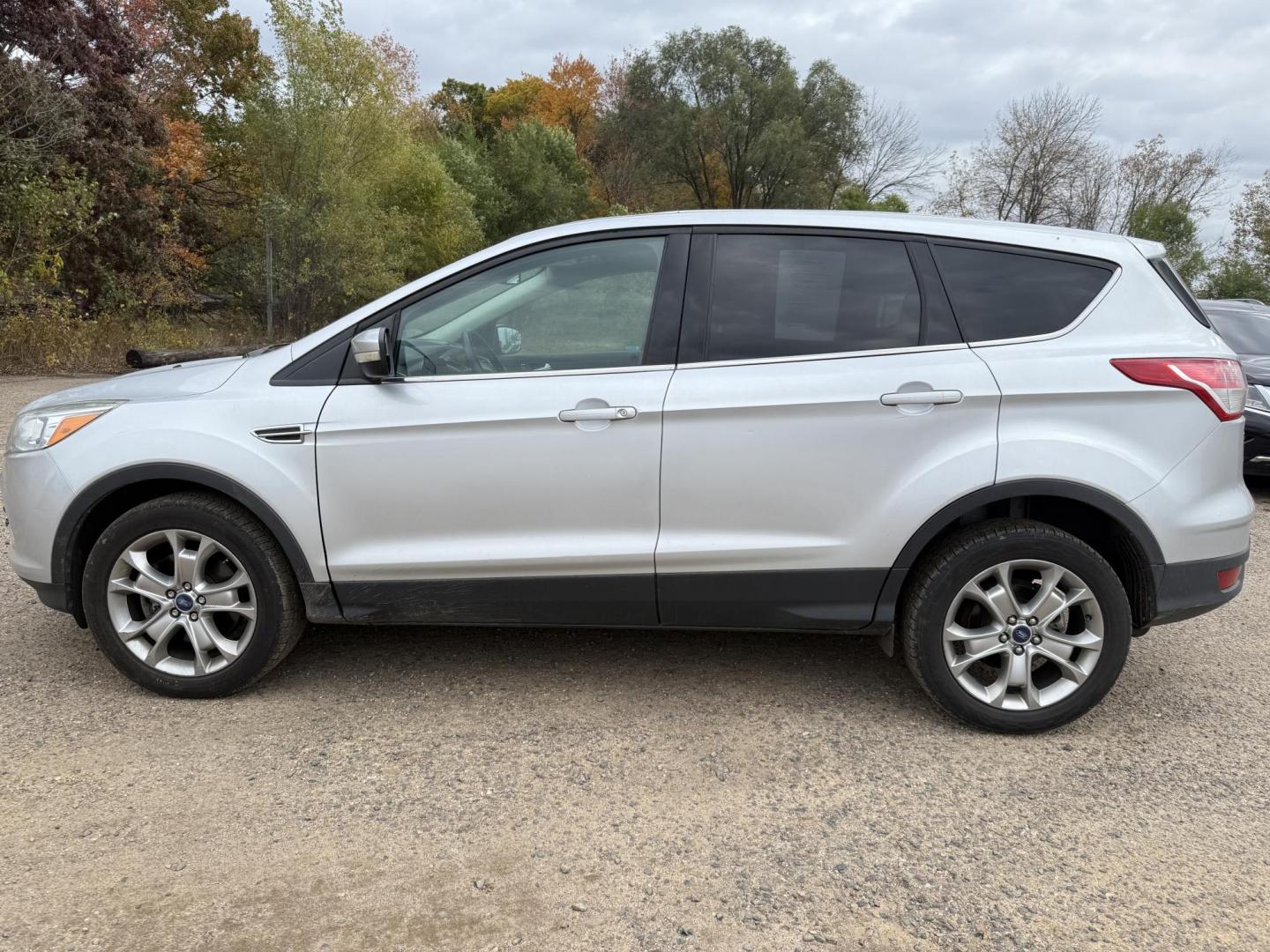 2013 Ford Escape SEL 4WD (1FMCU9H90DU) with an 2.0L L4 DOHC 16V engine, 6-Speed Automatic transmission, located at 17255 hwy 65 NE, Ham Lake, MN, 55304, 0.000000, 0.000000 - Photo#1