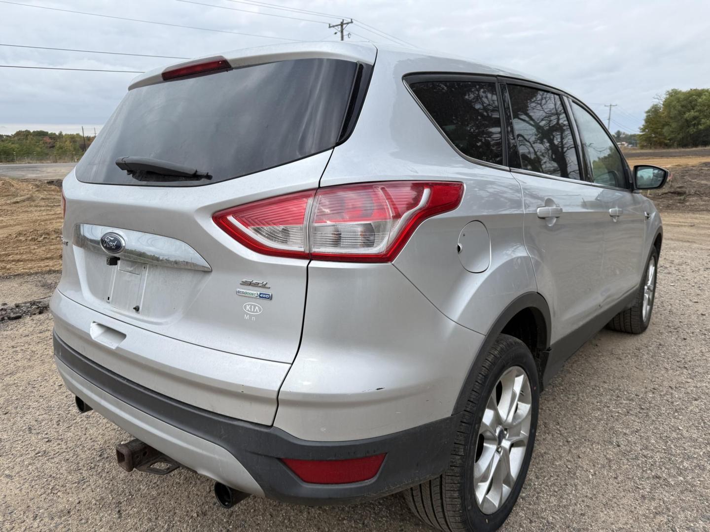 2013 Ford Escape SEL 4WD (1FMCU9H90DU) with an 2.0L L4 DOHC 16V engine, 6-Speed Automatic transmission, located at 17255 hwy 65 NE, Ham Lake, MN, 55304, 0.000000, 0.000000 - Photo#4