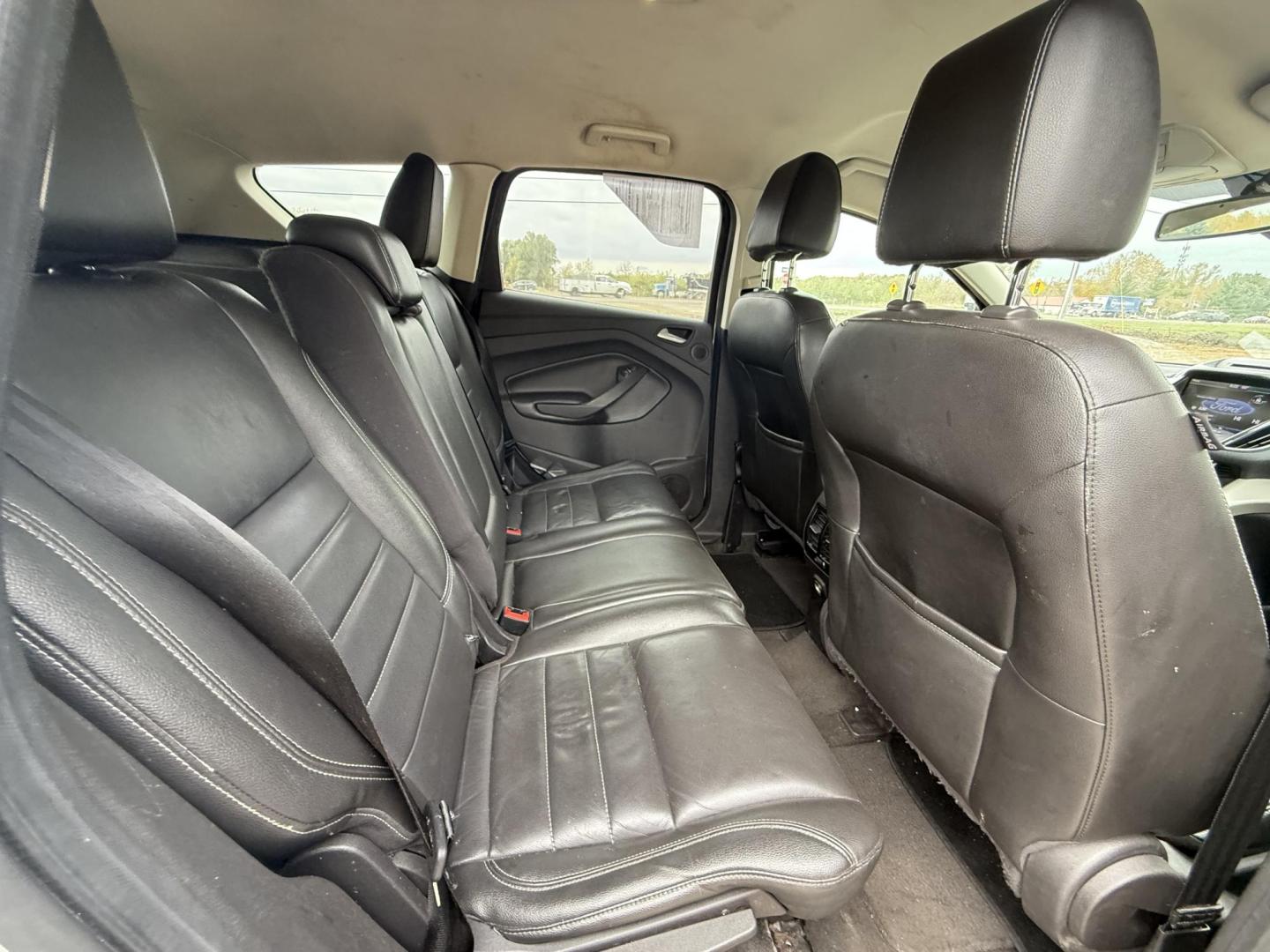 2013 Ford Escape SEL 4WD (1FMCU9H90DU) with an 2.0L L4 DOHC 16V engine, 6-Speed Automatic transmission, located at 17255 hwy 65 NE, Ham Lake, MN, 55304, 0.000000, 0.000000 - Photo#13