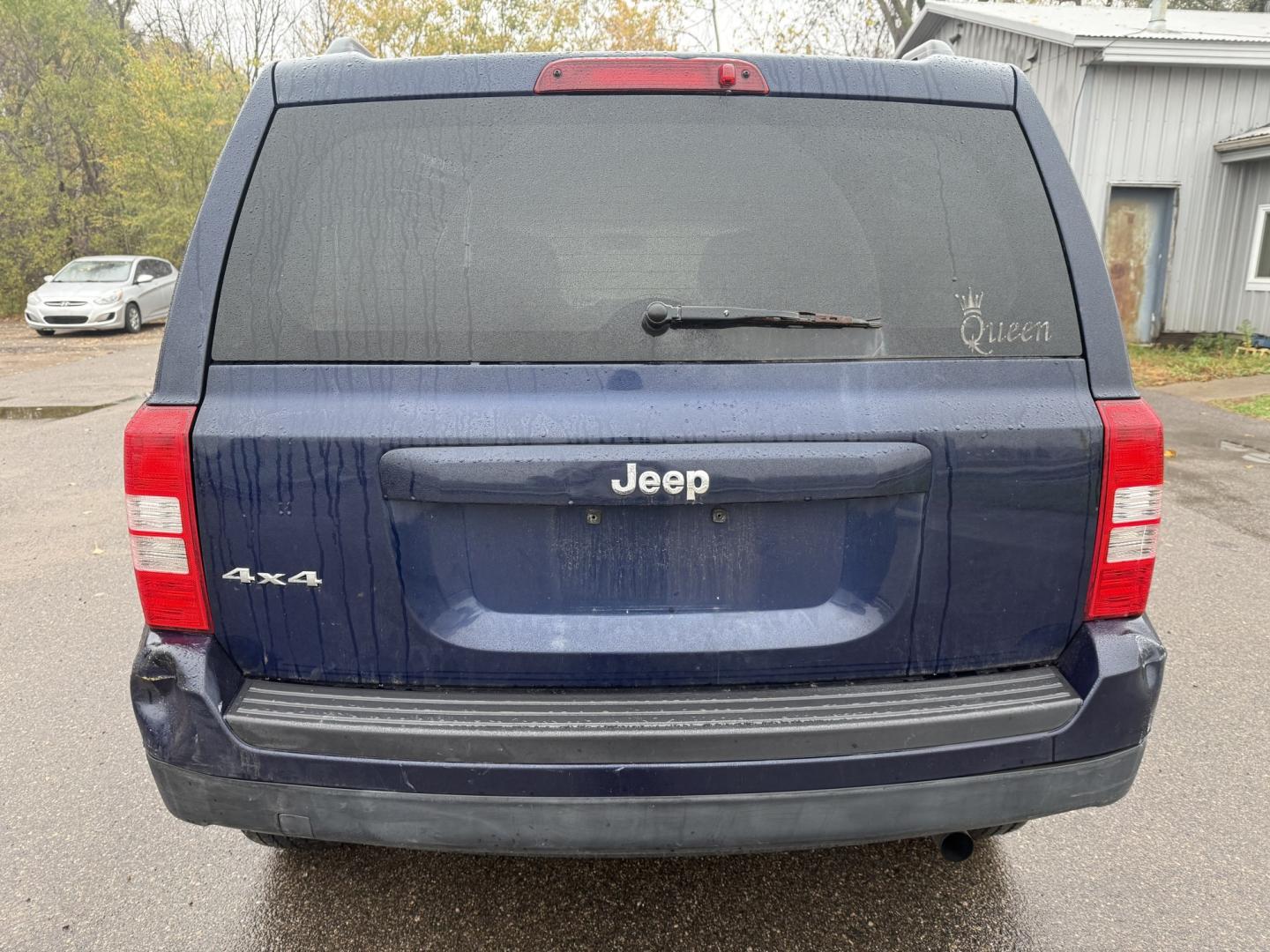 2015 Jeep Patriot Sport 4WD (1C4NJRBB5FD) with an 2.4L L4 DOHC 16V engine, located at 17255 hwy 65 NE, Ham Lake, MN, 55304, 0.000000, 0.000000- Photo#3