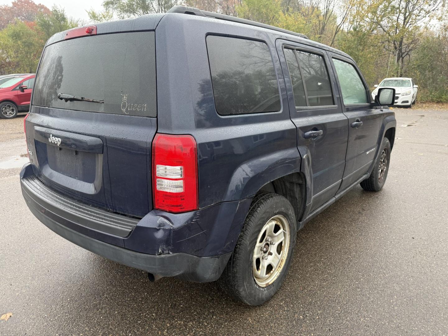 2015 Jeep Patriot Sport 4WD (1C4NJRBB5FD) with an 2.4L L4 DOHC 16V engine, located at 17255 hwy 65 NE, Ham Lake, MN, 55304, 0.000000, 0.000000- Photo#4