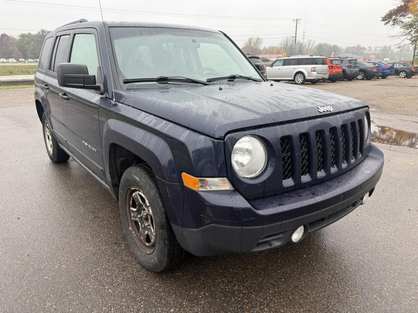 2015 Jeep Patriot Sport 4WD (1C4NJRBB5FD) with an 2.4L L4 DOHC 16V engine, located at 17255 hwy 65 NE, Ham Lake, MN, 55304, 0.000000, 0.000000- Photo#6