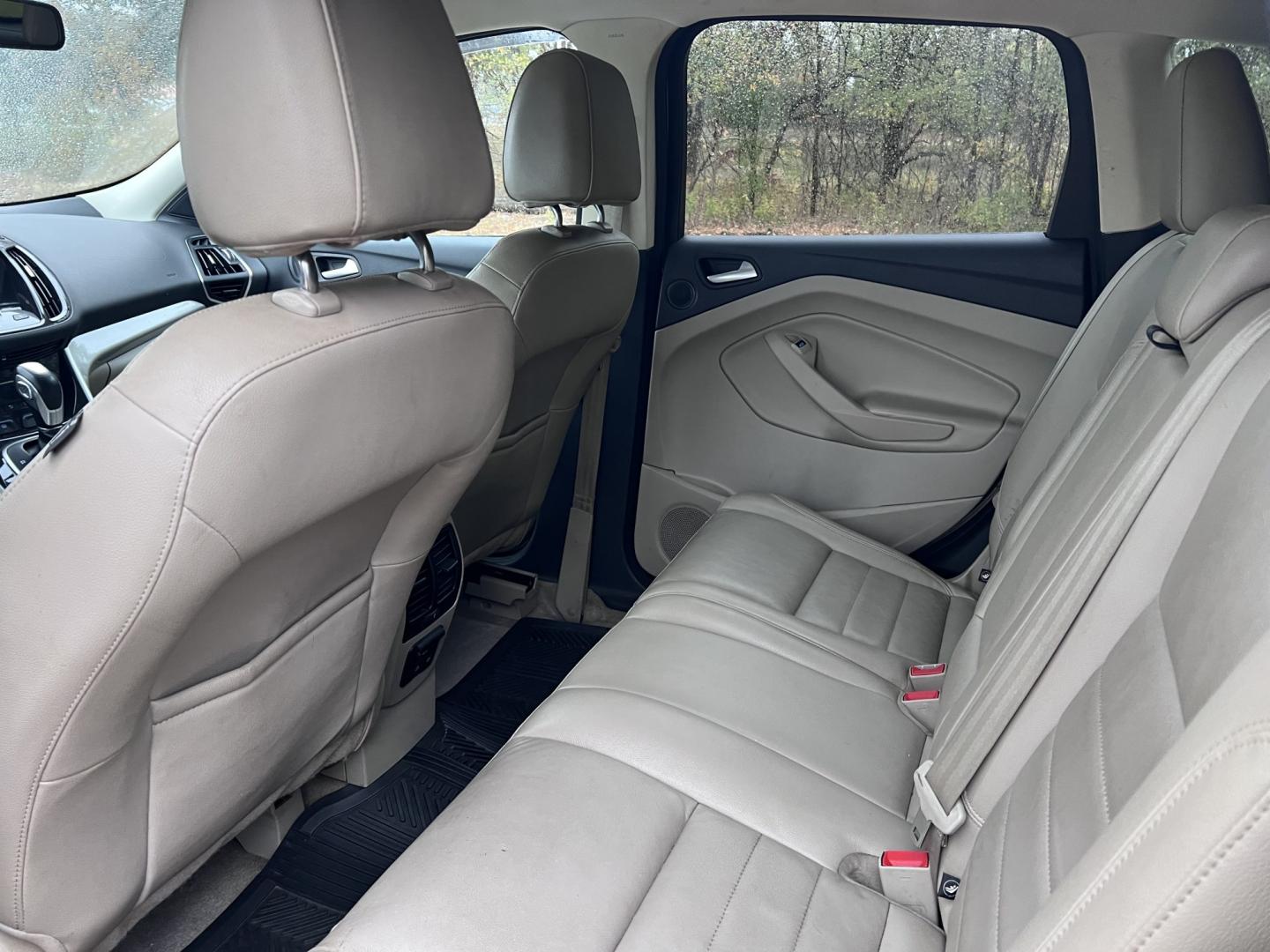 2013 Ford Escape SEL FWD (1FMCU0H90DU) with an 2.0L L4 DOHC 16V engine, 6-Speed Automatic transmission, located at 17255 hwy 65 NE, Ham Lake, MN, 55304, 0.000000, 0.000000- Photo#11