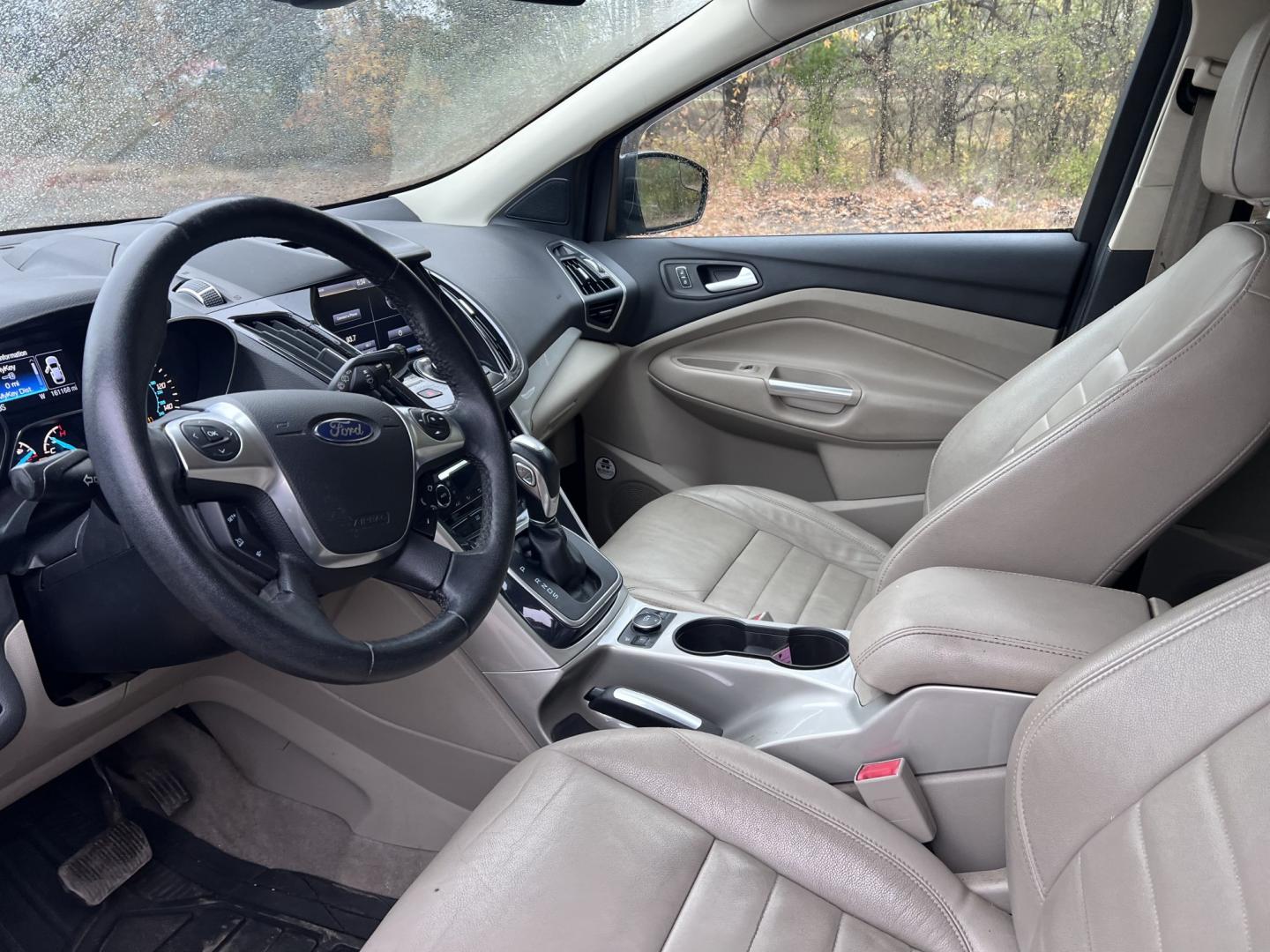 2013 Ford Escape SEL FWD (1FMCU0H90DU) with an 2.0L L4 DOHC 16V engine, 6-Speed Automatic transmission, located at 17255 hwy 65 NE, Ham Lake, MN, 55304, 0.000000, 0.000000- Photo#9