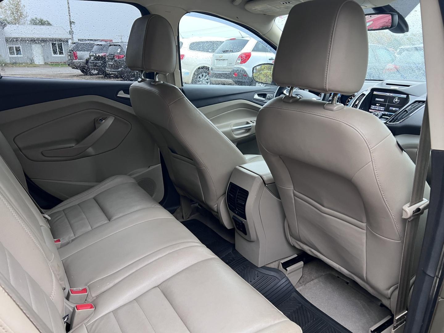 2013 Ford Escape SEL FWD (1FMCU0H90DU) with an 2.0L L4 DOHC 16V engine, 6-Speed Automatic transmission, located at 17255 hwy 65 NE, Ham Lake, MN, 55304, 0.000000, 0.000000- Photo#15