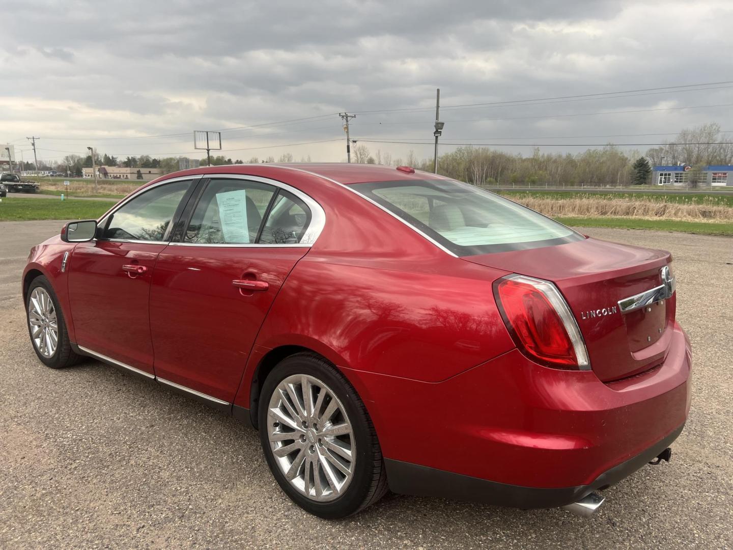 2010 Lincoln MKS 3.7L FWD (1LNHL9DR2AG) with an 3.7L V6 DOHC 24V engine, 6-Speed Automatic transmission, located at 17255 hwy 65 NE, Ham Lake, MN, 55304, 0.000000, 0.000000 - Photo#2