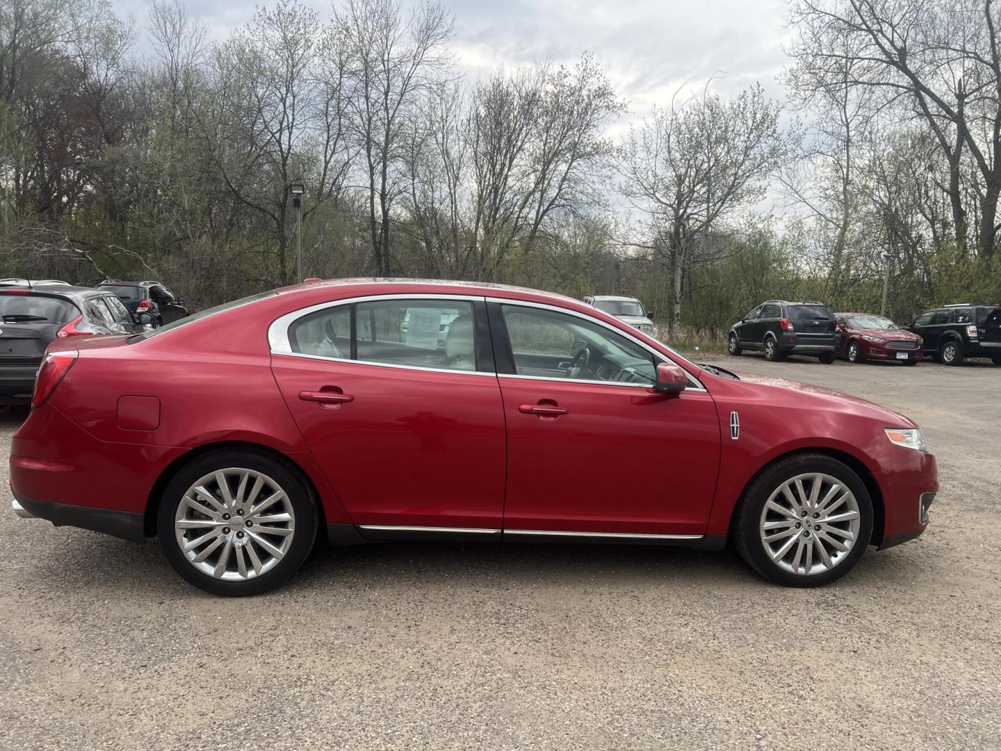 2010 Lincoln MKS 3.7L FWD (1LNHL9DR2AG) with an 3.7L V6 DOHC 24V engine, 6-Speed Automatic transmission, located at 17255 hwy 65 NE, Ham Lake, MN, 55304, 0.000000, 0.000000 - Photo#5