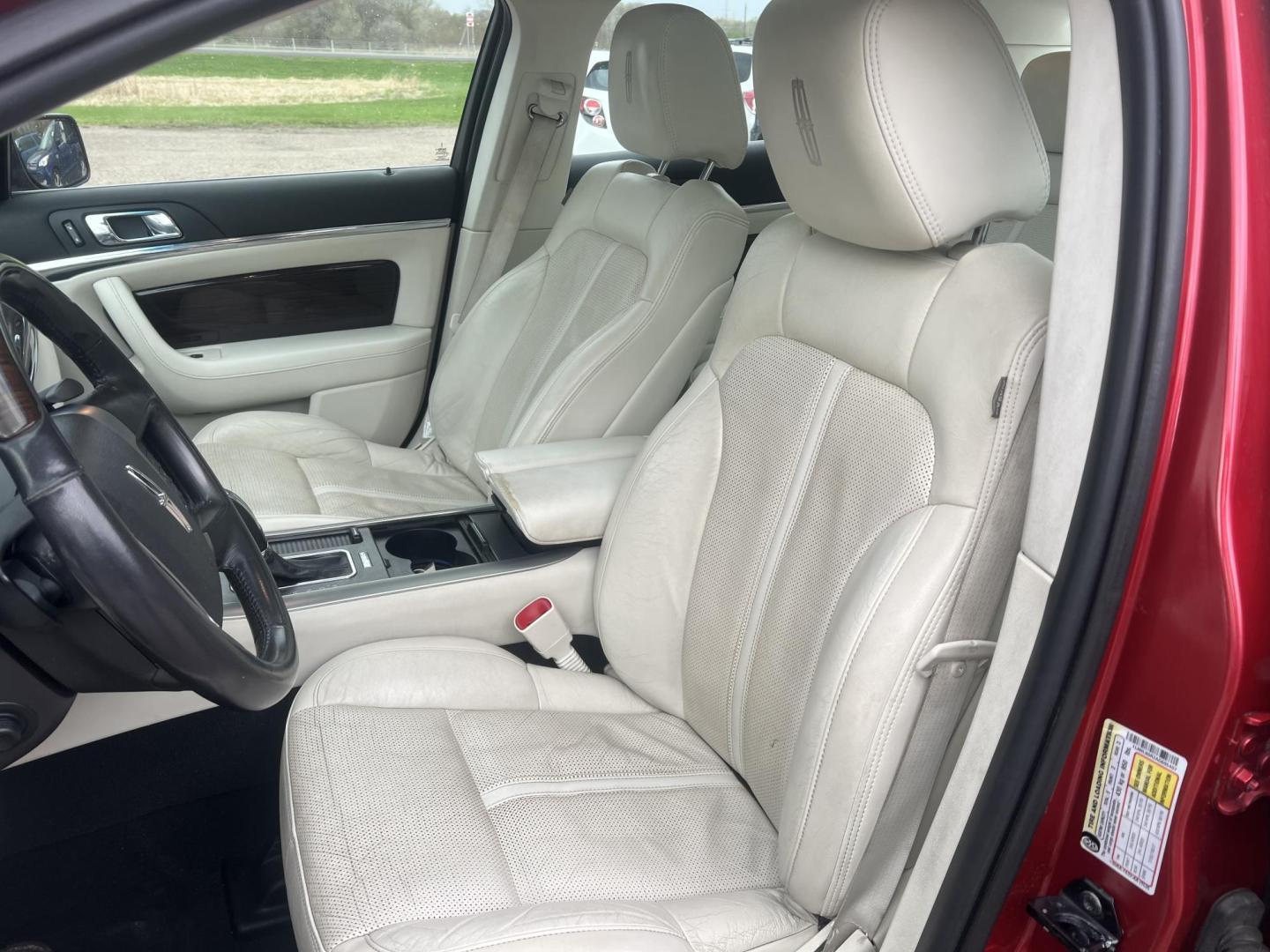 2010 Lincoln MKS 3.7L FWD (1LNHL9DR2AG) with an 3.7L V6 DOHC 24V engine, 6-Speed Automatic transmission, located at 17255 hwy 65 NE, Ham Lake, MN, 55304, 0.000000, 0.000000 - Photo#9