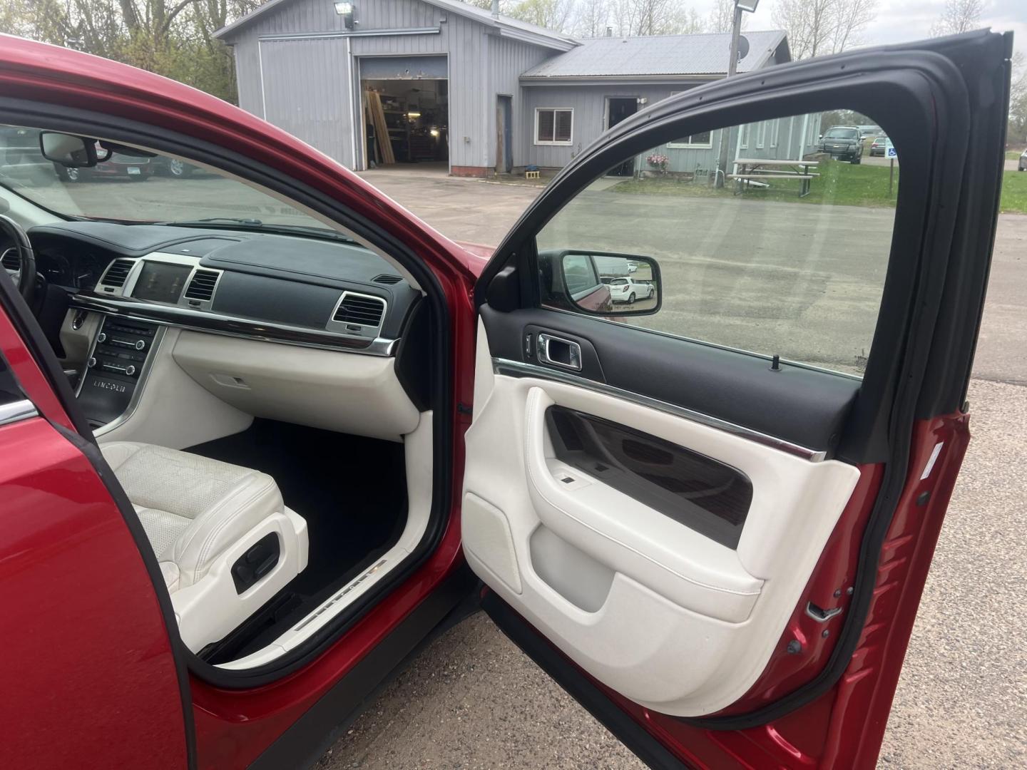 2010 Lincoln MKS 3.7L FWD (1LNHL9DR2AG) with an 3.7L V6 DOHC 24V engine, 6-Speed Automatic transmission, located at 17255 hwy 65 NE, Ham Lake, MN, 55304, 0.000000, 0.000000 - Photo#14