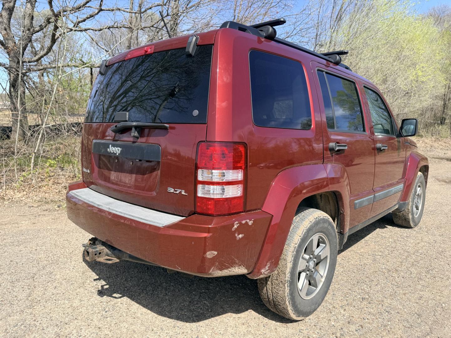2008 Jeep Liberty Sport 4WD (1J8GN28K88W) with an 3.7L V6 SOHC 12V engine, located at 17255 hwy 65 NE, Ham Lake, MN, 55304, 0.000000, 0.000000 - Photo#4