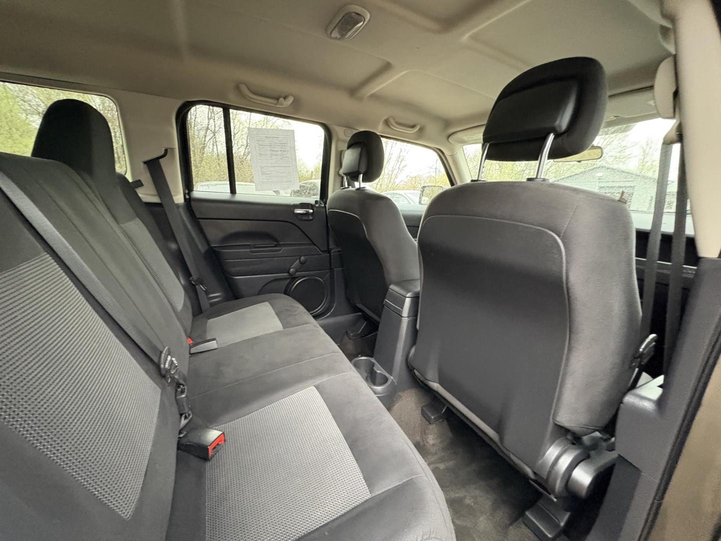 2015 Jeep Patriot Sport 2WD (1C4NJPBB2FD) with an 2.4L L4 DOHC 16V engine, located at 17255 hwy 65 NE, Ham Lake, MN, 55304, 0.000000, 0.000000 - Photo#13