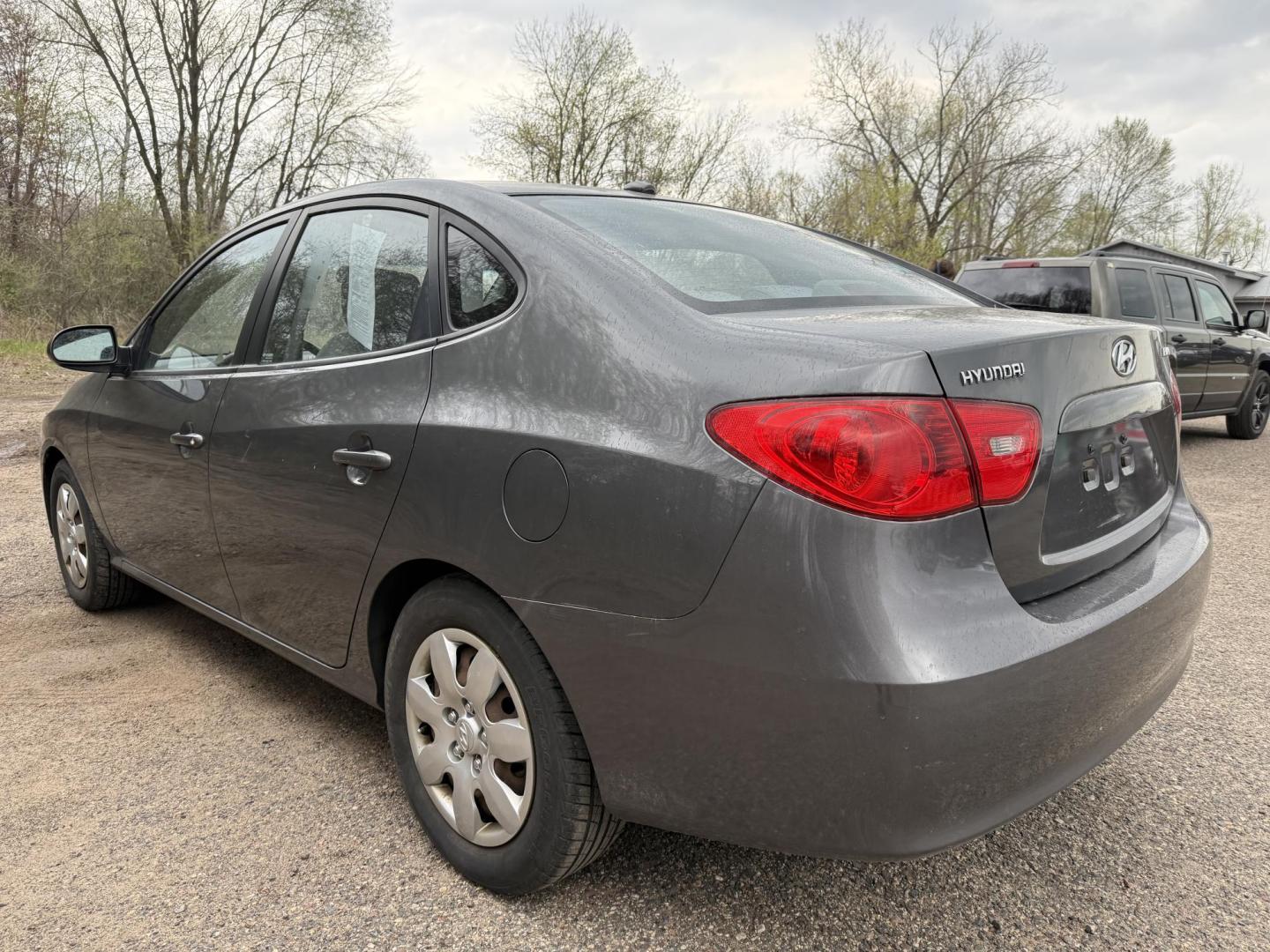 2007 Hyundai Elantra GLS (KMHDU46D47U) with an 2.0L L4 DOHC 16V engine, located at 17255 hwy 65 NE, Ham Lake, MN, 55304, 0.000000, 0.000000 - Photo#2