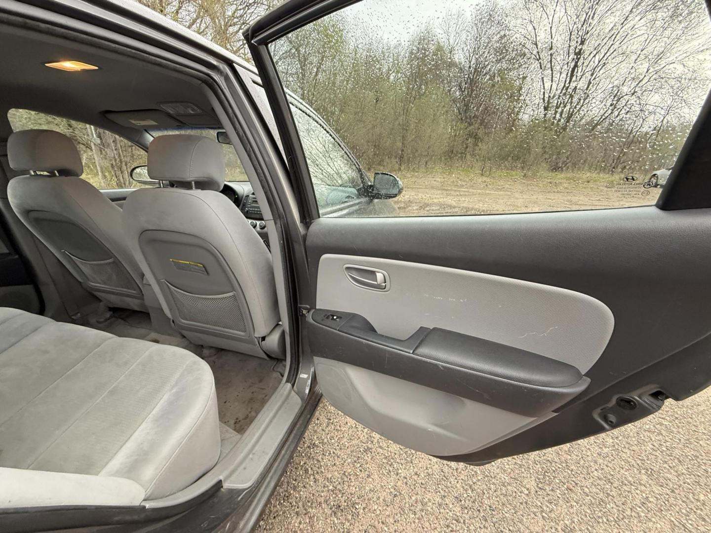 2007 Hyundai Elantra GLS (KMHDU46D47U) with an 2.0L L4 DOHC 16V engine, located at 17255 hwy 65 NE, Ham Lake, MN, 55304, 0.000000, 0.000000 - Photo#12