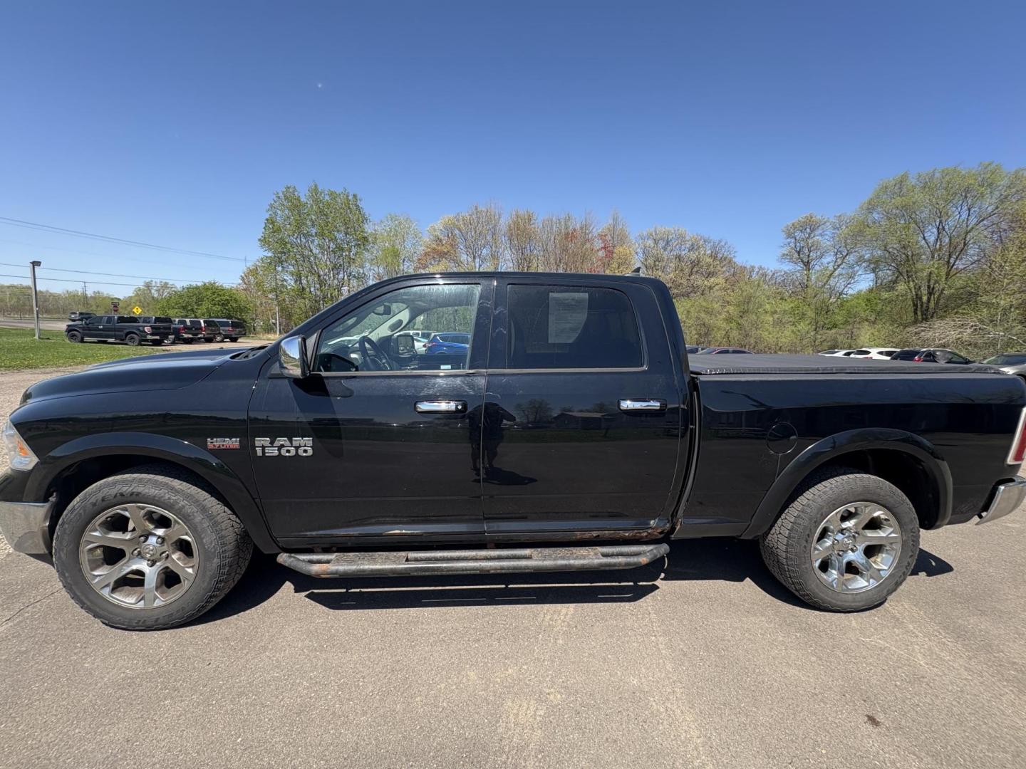 2013 RAM 1500 Laramie Crew Cab LWB 4WD (1C6RR7VT8DS) with an 5.7L V8 OHV 16V engine, 6-Speed Automatic transmission, located at 17255 hwy 65 NE, Ham Lake, MN, 55304, 0.000000, 0.000000 - Photo#1