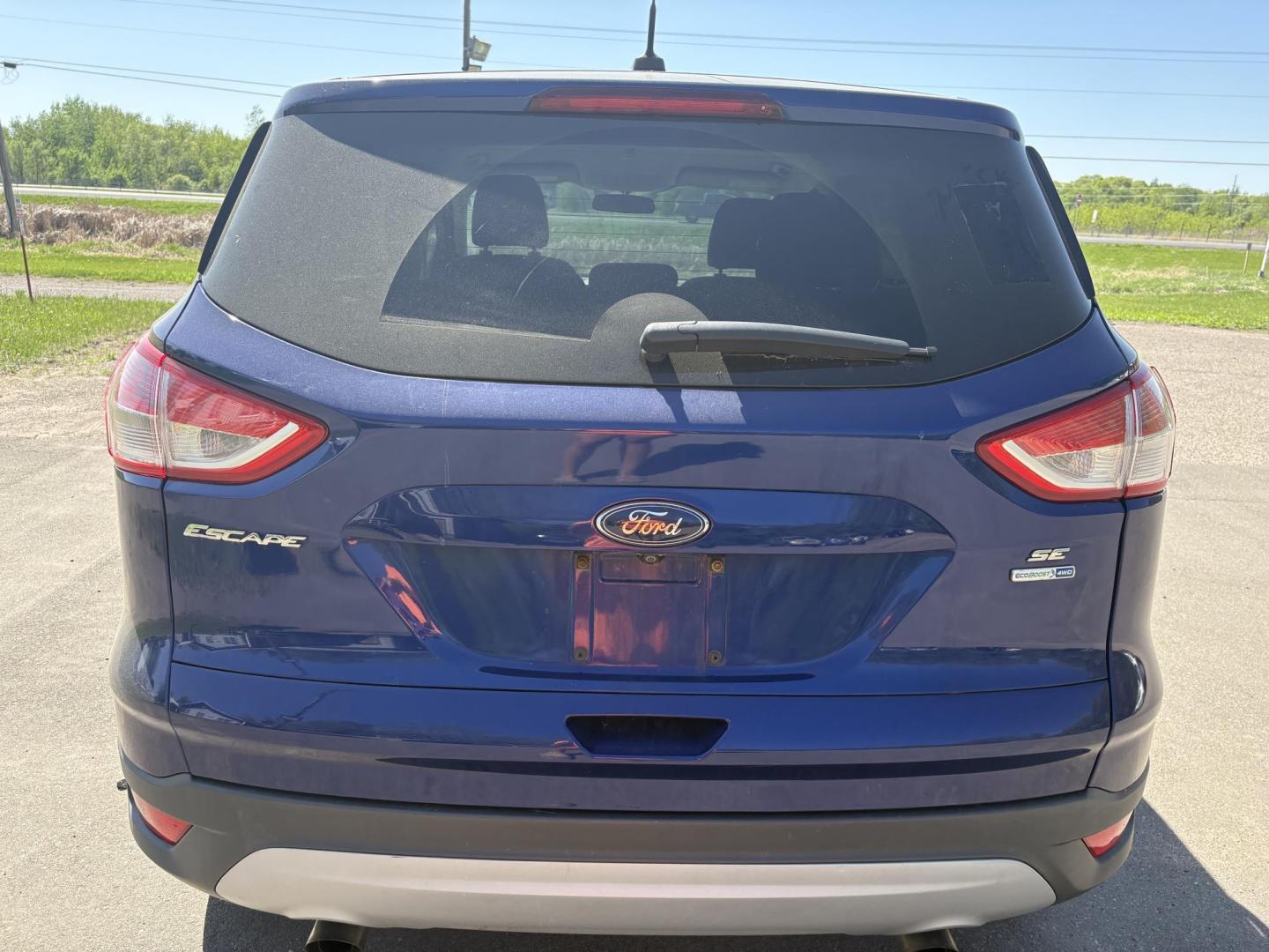 2014 Ford Escape SE 4WD (1FMCU9GX8EU) with an 1.6L L4 DOHC 16V engine, 6-Speed Automatic transmission, located at 17255 hwy 65 NE, Ham Lake, MN, 55304, 0.000000, 0.000000 - Photo#3