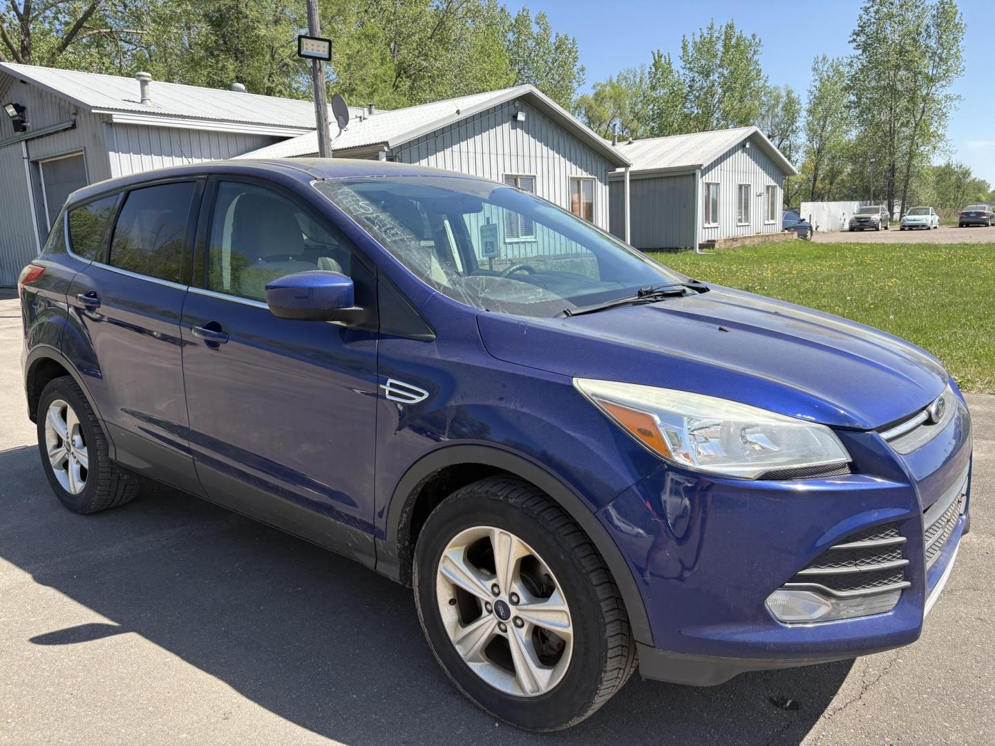 2014 Ford Escape SE 4WD (1FMCU9GX8EU) with an 1.6L L4 DOHC 16V engine, 6-Speed Automatic transmission, located at 17255 hwy 65 NE, Ham Lake, MN, 55304, 0.000000, 0.000000 - Photo#6