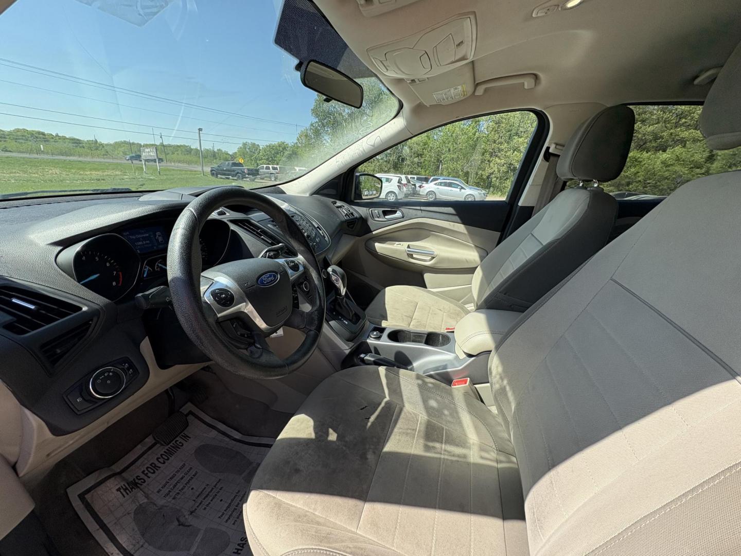 2014 Ford Escape SE 4WD (1FMCU9GX8EU) with an 1.6L L4 DOHC 16V engine, 6-Speed Automatic transmission, located at 17255 hwy 65 NE, Ham Lake, MN, 55304, 0.000000, 0.000000 - Photo#9