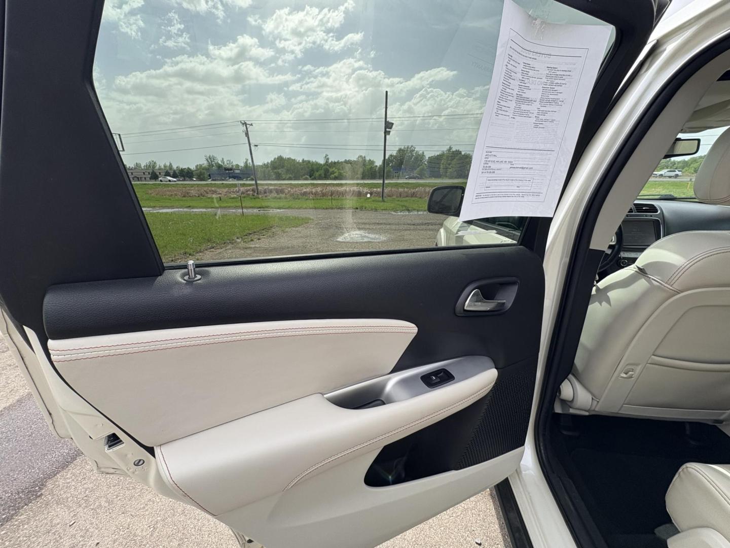 2014 Dodge Journey Limited AWD (3C4PDDDG3ET) with an 3.6L V6 DOHC 24V engine, 6-Speed Automatic transmission, located at 17255 hwy 65 NE, Ham Lake, MN, 55304, 0.000000, 0.000000 - Photo#10