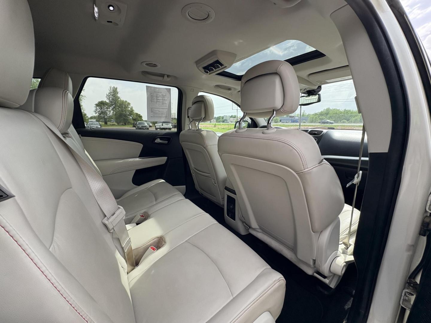 2014 Dodge Journey Limited AWD (3C4PDDDG3ET) with an 3.6L V6 DOHC 24V engine, 6-Speed Automatic transmission, located at 17255 hwy 65 NE, Ham Lake, MN, 55304, 0.000000, 0.000000 - Photo#13